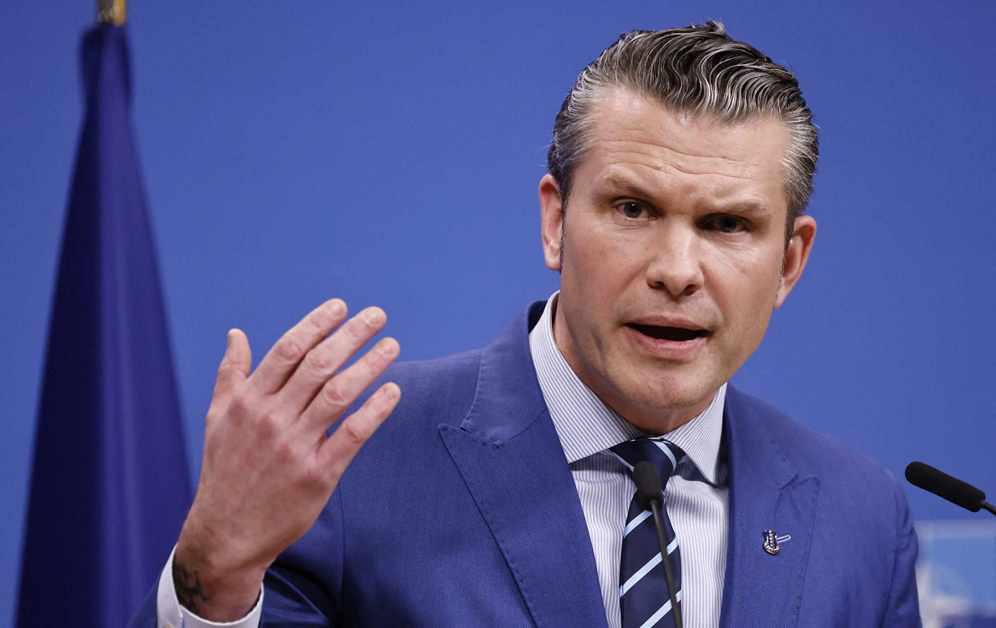 США поставили "на паузу" передачу зброї для України? Що відомо на цю мить